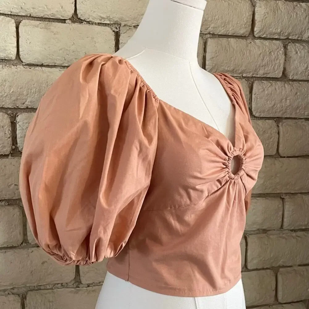 Abercrombie & Fitch Drama Puff Sleeve O-Ring Sweetheart Crop Top Peach Size‎ XS